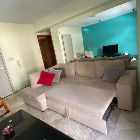 Alexandros-family Friendly-free Private Parking Apartment Thessaloniki